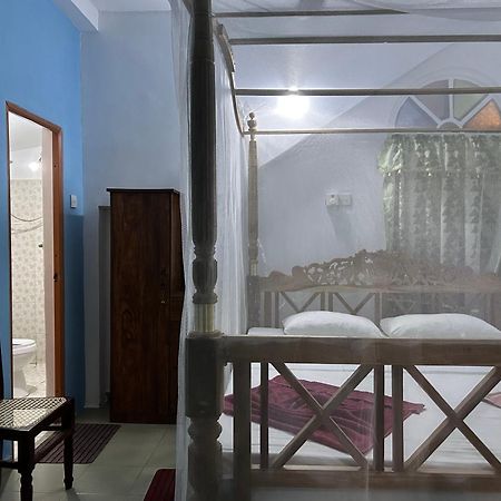 La Villa Unawatuna Bagian luar foto