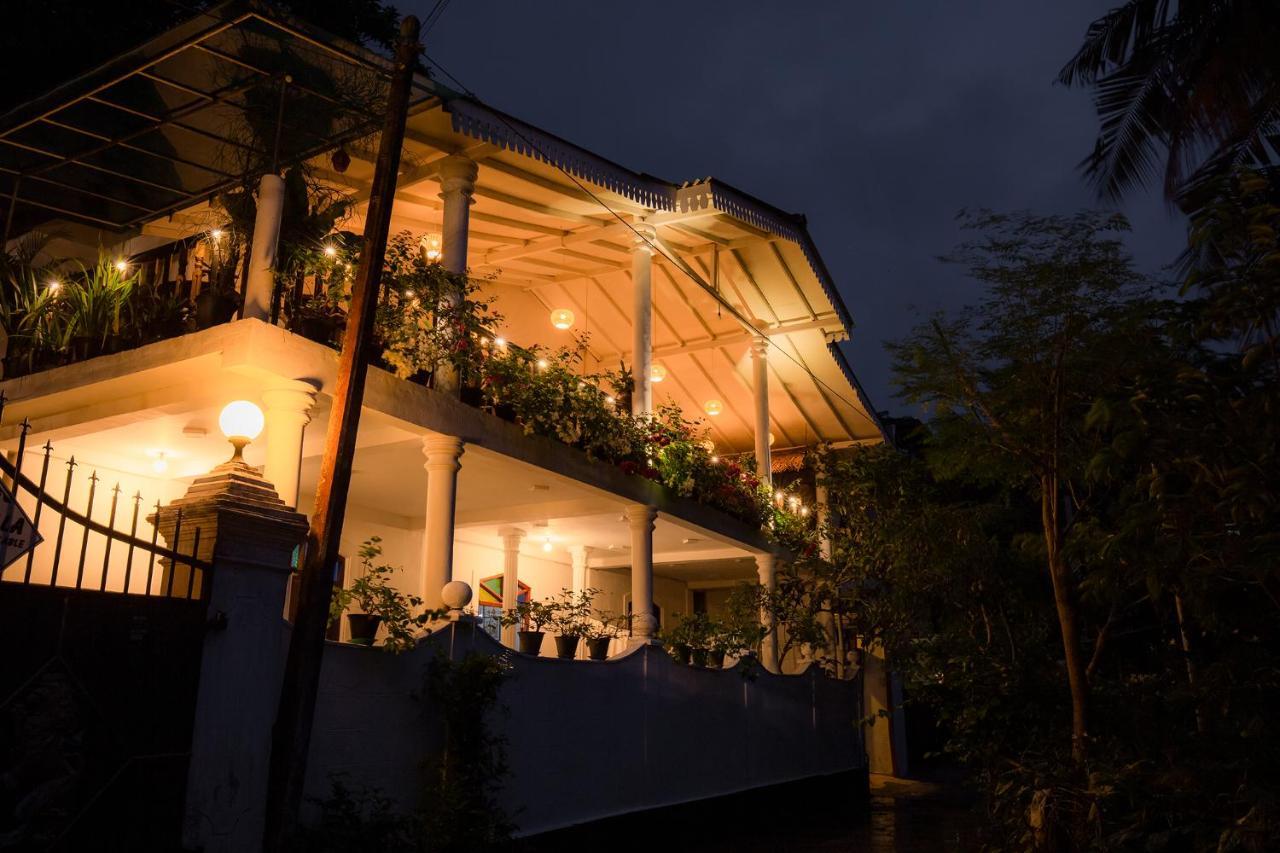 La Villa Unawatuna Bagian luar foto
