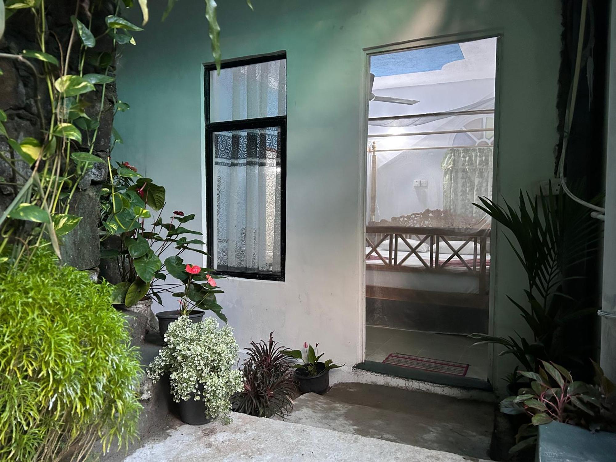 La Villa Unawatuna Bagian luar foto